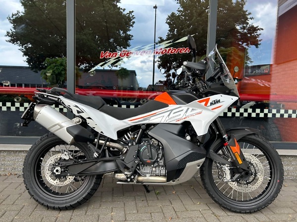 KTM 790 ADVENTURE