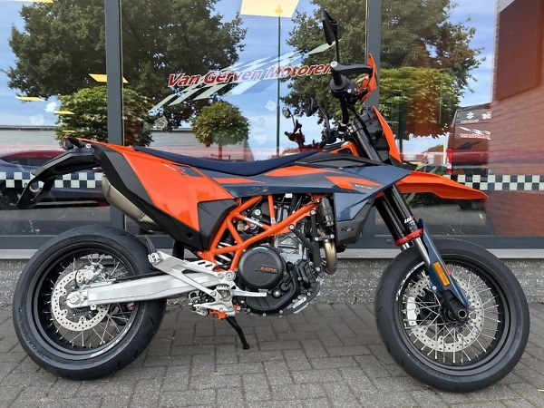 KTM 690 SMC R