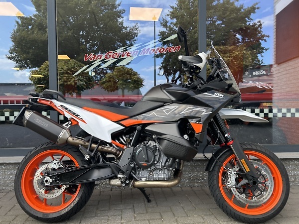 KTM 890 SMT