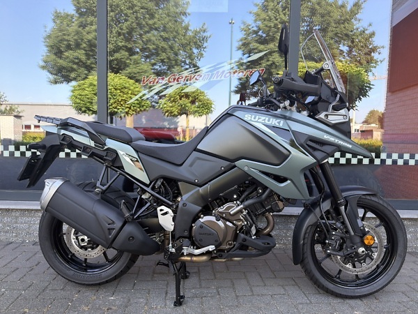SUZUKI V-STROM 1050