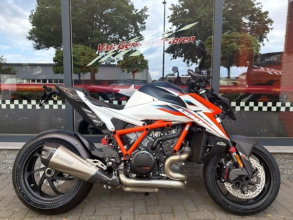 KTM 1390 SUPER DUKE RR