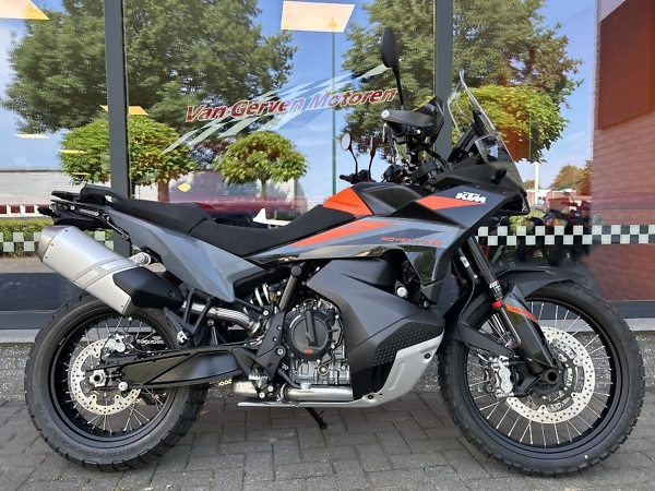 KTM 890 ADVENTURE