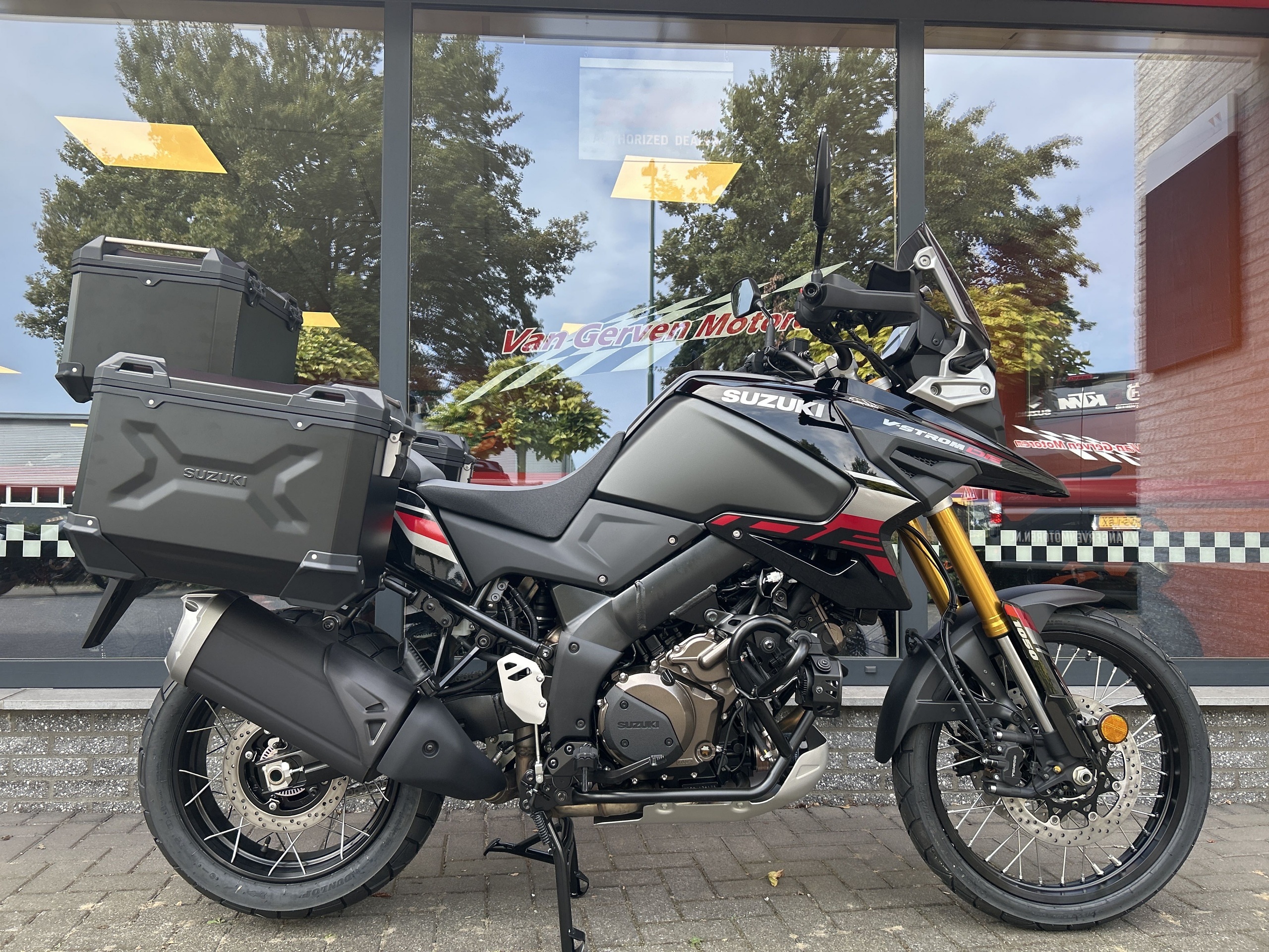 SUZUKI V-STROM 1050 DE