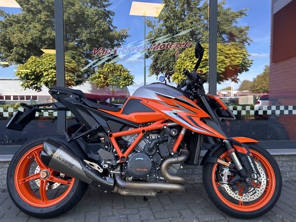 KTM 1290 SUPER DUKE R